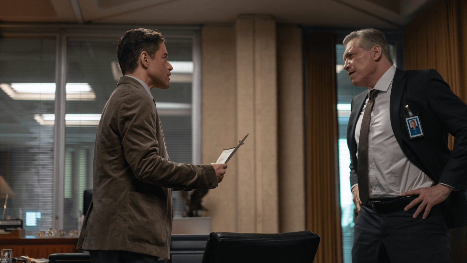 Miłość, która nie zna procedur – recenzja filmu Amator